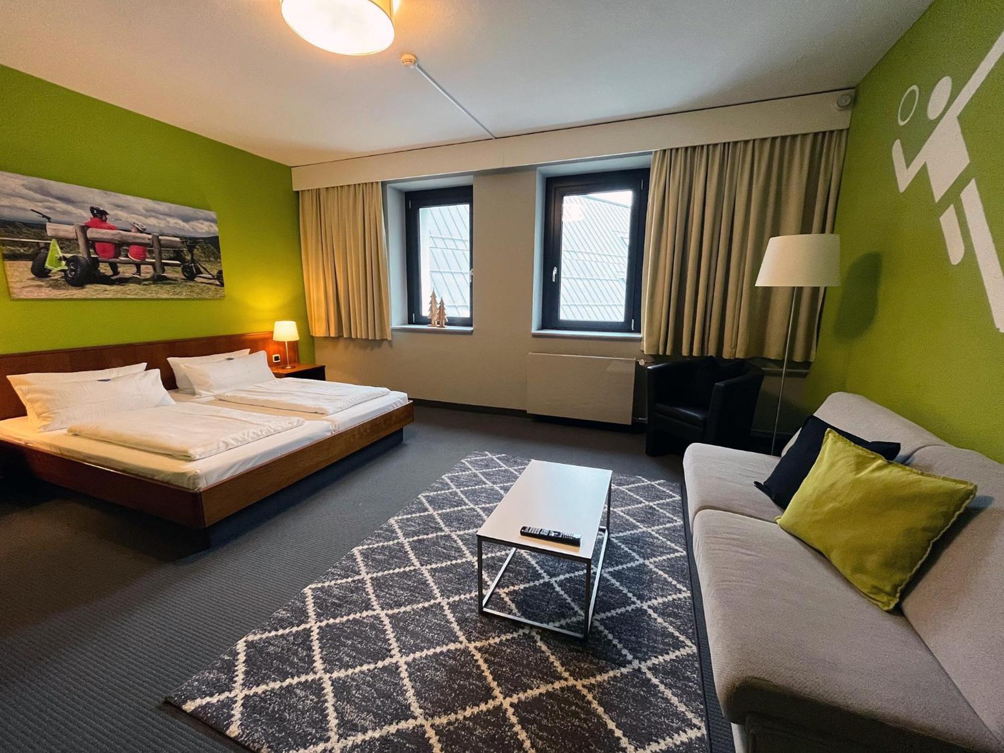 K1 Sporthotel - Bike & Ski Inklusive Hotel クロルト・オーバーヴィーゼンタール エクステリア 写真